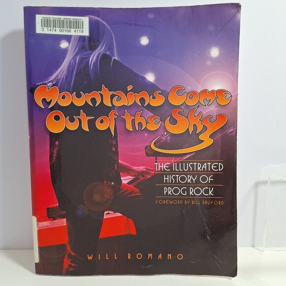 Backbeat Other - Mountains Come Out of the Sky Illustrated History of Prog Rock Used Library Book